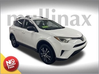 2018 Super White Toyota RAV4 LE Automatic SUV 4 Door