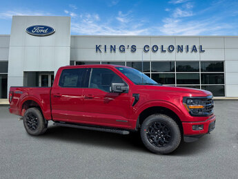 2025 Rapid Red Metallic Tinted Clearcoat Ford F-150 Crew Cab 4x4 XLT Automatic Truck 4 Door