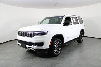 2023 Bright White Clearcoat Jeep Wagoneer Series III 3.0L I6 Engine 4X4 Automatic