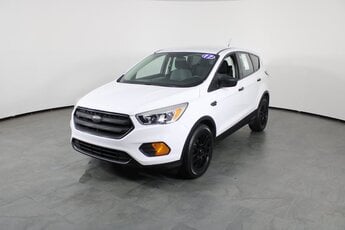 2017 Oxford White Ford Escape S 4 Door FWD 2.5L i-VCT Engine