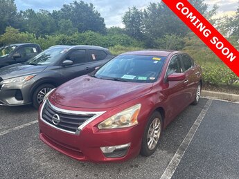 2015 Cayenne Red Pearl Nissan Altima 2.5 S FWD Automatic (CVT) 2.5L I4 DOHC 16V Engine 4 Door Sedan