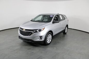 2021 Silver Ice Metallic Chevrolet Equinox LS SUV 1.5L DOHC Engine 4 Door