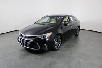 2017 Toyota Avalon XLE Sedan FWD 4 Door