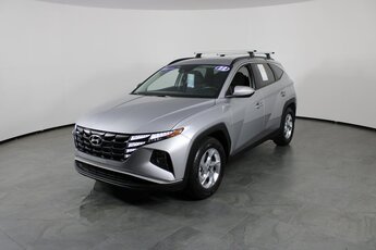 2022 Shimmering Silver Hyundai Tucson SEL 4 Door FWD SUV Automatic