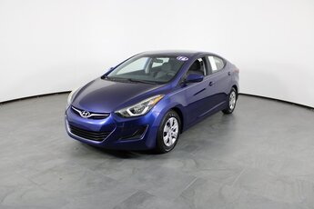 2016 Lakeside Blue Hyundai Elantra SE 4 Door Automatic FWD