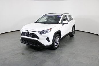 2019 Toyota RAV4 XLE Premium Automatic 2.5L 4-Cylinder DOHC Dual VVT-i Engine FWD SUV