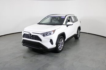 2019 Toyota RAV4 XLE Premium 2.5L 4-Cylinder DOHC Dual VVT-i Engine Automatic FWD 4 Door SUV