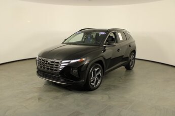 2024 Black Pearl Hyundai Tucson Hybrid Limited I4 Engine 4 Door SUV AWD Automatic