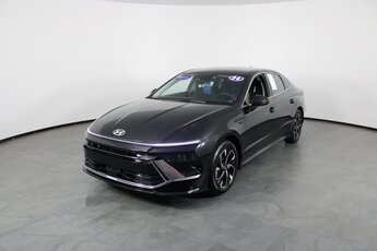 2024 Onyx Black Hyundai Sonata SEL 4 Door Automatic Sedan