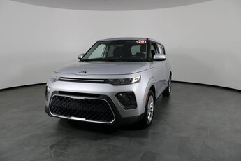 2020 Sparkling Silver Kia Soul LX 4 Door 2.0L 4-Cylinder MPI DOHC Engine FWD Crossover