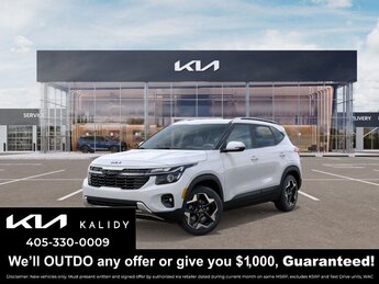 2025 Snow White Pearl Kia Seltos S 4 Door SUV FWD