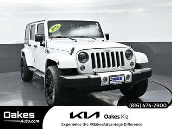 2016 Jeep Wrangler Unlimited Sahara 4 Door SUV 4X4 3.6L V6 24V VVT Engine