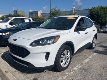 2021 Oxford White Ford Escape S SUV 4 Door FWD Automatic 1.5L EcoBoost Engine