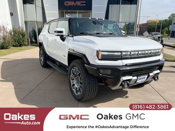2025 Interstellar White GMC HUMMER EV SUV 3X Automatic Electric Motor Engine 4 Door