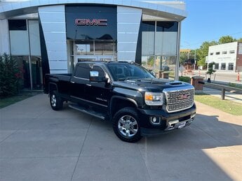 2019 Onyx Black GMC Sierra 3500HD Denali Truck Automatic Duramax 6.6L V8 Turbodiesel Engine