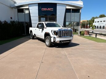 2025 Summit White GMC Sierra 2500HD Denali Truck 4 Door 4X4 Duramax 6.6L V8 Turbodiesel Engine