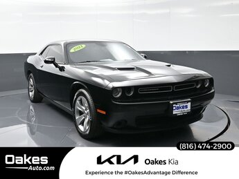 2021 Pitch Black Clearcoat Dodge Challenger SXT Car 3.6L V6 24V VVT Engine 2 Door Automatic RWD