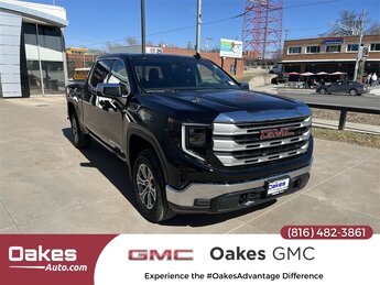 2025 Onyx Black GMC Sierra 1500 SLE Automatic EcoTec3 5.3L V8 Engine 4 Door 4X4