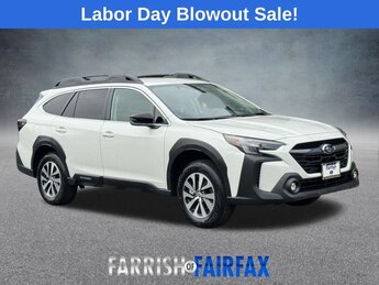 2025 Crystal White Pearl Subaru Outback Premium 4 Door 2.5L 4-Cylinder DOHC 16V Engine SUV Automatic (CVT)