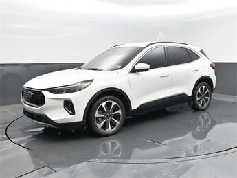 2023 Star White Metallic Tri-Coat Ford Escape Platinum 4 Door SUV AWD Automatic EcoBoost 2.0L I4 GTDi DOHC Turbocharged VCT Engine