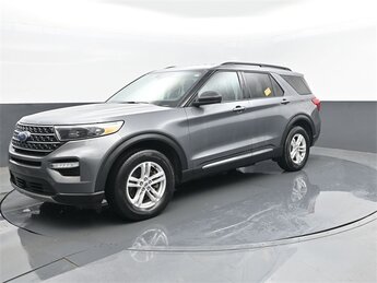 2022 Carbonized Gray Metallic Ford Explorer XLT 4 Door SUV Automatic 4X4