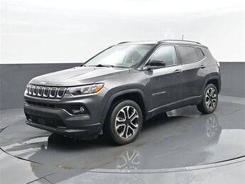 2022 Granite Crystal Metallic Clearcoat Jeep Compass Limited 2.4L I4 Engine 4 Door SUV 4X4