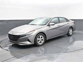 2023 Hyundai Elantra SE Car 4 Door I4 Engine FWD