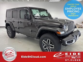 2025 Jeep Wrangler Sahara 3.6L V6 24V VVT Engine Automatic 4 Door SUV 4X4