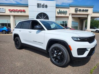 2025 Jeep Grand Cherokee Altitude X SUV 4X4 Automatic 3.6L V6 24V VVT Engine 4 Door
