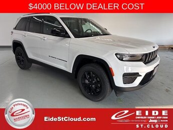 2025 Jeep Grand Cherokee Altitude X 4X4 Automatic SUV 3.6L V6 24V VVT Engine 4 Door