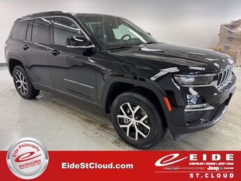 2025 Diamond Black Crystal Pearlcoat Jeep Grand Cherokee Limited SUV 3.6L V6 24V VVT Engine 4X4 4 Door Automatic