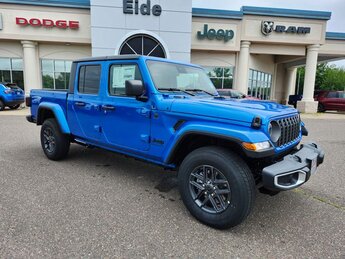 2025 Hydro Blue Pearlcoat Jeep Gladiator Sport S 4X4 4 Door 3.6L V6 24V VVT Engine Automatic