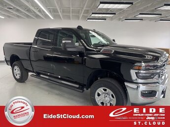 2025 Diamond Black Crystal Pearlcoat Ram 2500 Tradesman 4X4 6.4L V8 Engine Truck