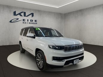 2022 Bright White Clearcoat Jeep Grand Wagoneer Series III 4 Door 6.4L V8 Engine SUV 4X4 Automatic