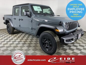 2025 Anvil Clearcoat Jeep Gladiator Sport 4X4 4 Door Automatic 3.6L V6 24V VVT Engine