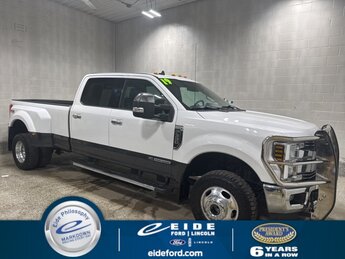 2019 Oxford White Ford Super Duty F-350 DRW Lariat Power Stroke 6.7L V8 DI 32V OHV Turbodiesel Engine Truck Automatic 4X4 4 Door