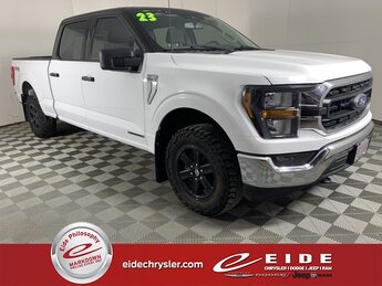 2023 Oxford White Ford F-150 XLT 4X4 3.5L PowerBoost Full-Hybrid V6 Engine Truck Automatic