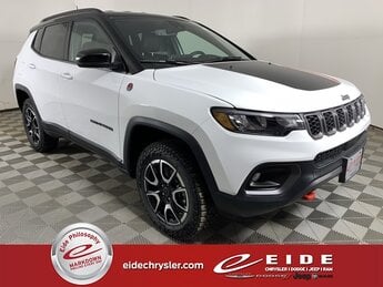 2025 Jeep Compass Trailhawk 4X4 Automatic 4 Door SUV
