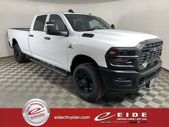 2025 Bright White Clearcoat Ram 3500 Tradesman 4X4 6.7L I6 Engine Automatic