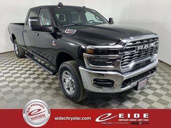 2025 Diamond Black Crystal Pearlcoat Ram 3500 Tradesman 4X4 Truck 4 Door 6.7L I6 Engine Automatic