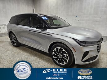 2024 Silver Radiance Metallic Clearcoat Lincoln Nautilus Reserve 4 Door AWD Automatic 2.0L GTDi Engine SUV