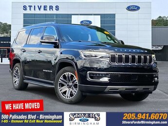 2022 Diamond Black Crystal Pearlcoat Jeep Wagoneer Series III 4 Door Automatic 5.7L V8 Engine 4X4 SUV