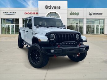2022 Bright White Clearcoat Jeep Gladiator Sport Automatic 4X4 3.6L V6 24V VVT Engine Truck 4 Door