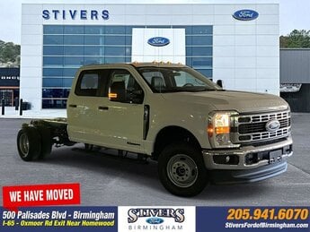2025 Ford Super Duty F-350 DRW XL Automatic 4X4 Truck Power Stroke 6.7L V8 DI 32V OHV Turbodiesel Engine 4 Door