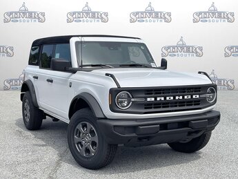 2025 Oxford White Ford Bronco Big Bend Automatic 4 Door 2.3L EcoBoost I-4 Engine SUV 4X4