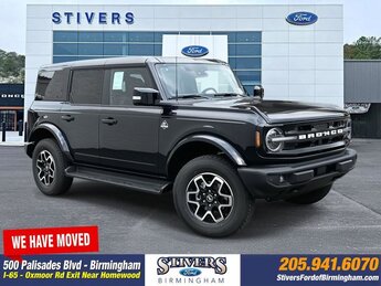 2025 Shadow Black Ford Bronco Outer Banks 4 Door 4X4 Automatic SUV
