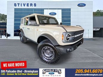 2025 Beige Ford Bronco Badlands Manual 4 Door SUV 2.7L EcoBoost V6 Engine 4X4