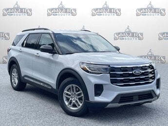 2025 White Metallic Ford Explorer Active 4 Door Automatic RWD 2.3L EcoBoost I-4 Engine SUV