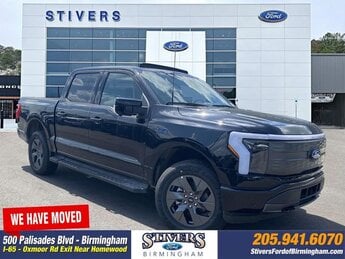 2025 Agate Black Metallic Ford F-150 Lightning Lariat AWD Electric Motor Engine Truck 4 Door