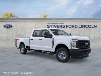 2025 Oxford White Ford Super Duty F-250 SRW XL 4 Door 4X4 Automatic